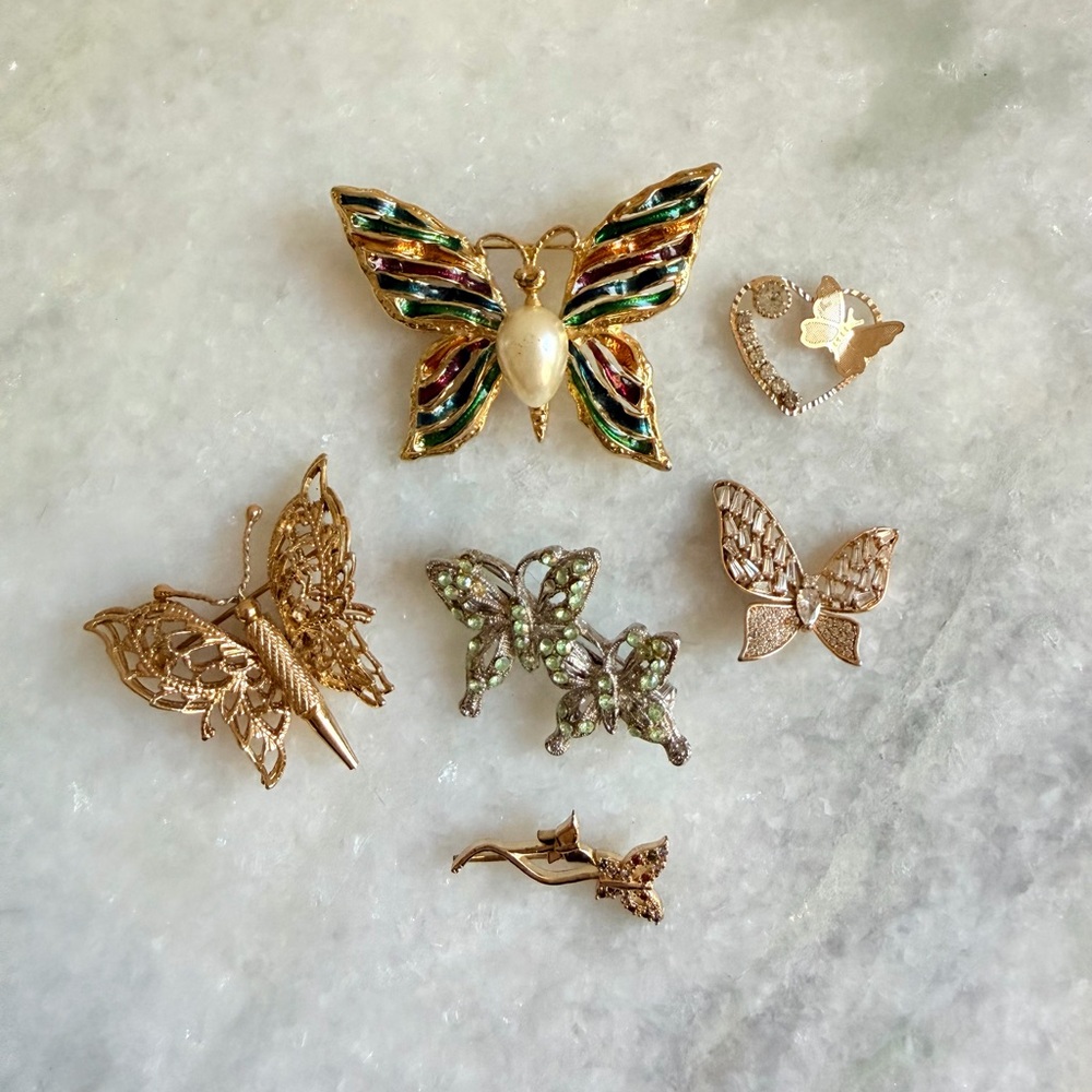 Elegant Butterfly Brooch Set